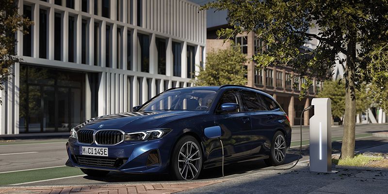 DER  BMW 3er TOURING PLUG-IN-HYBRID